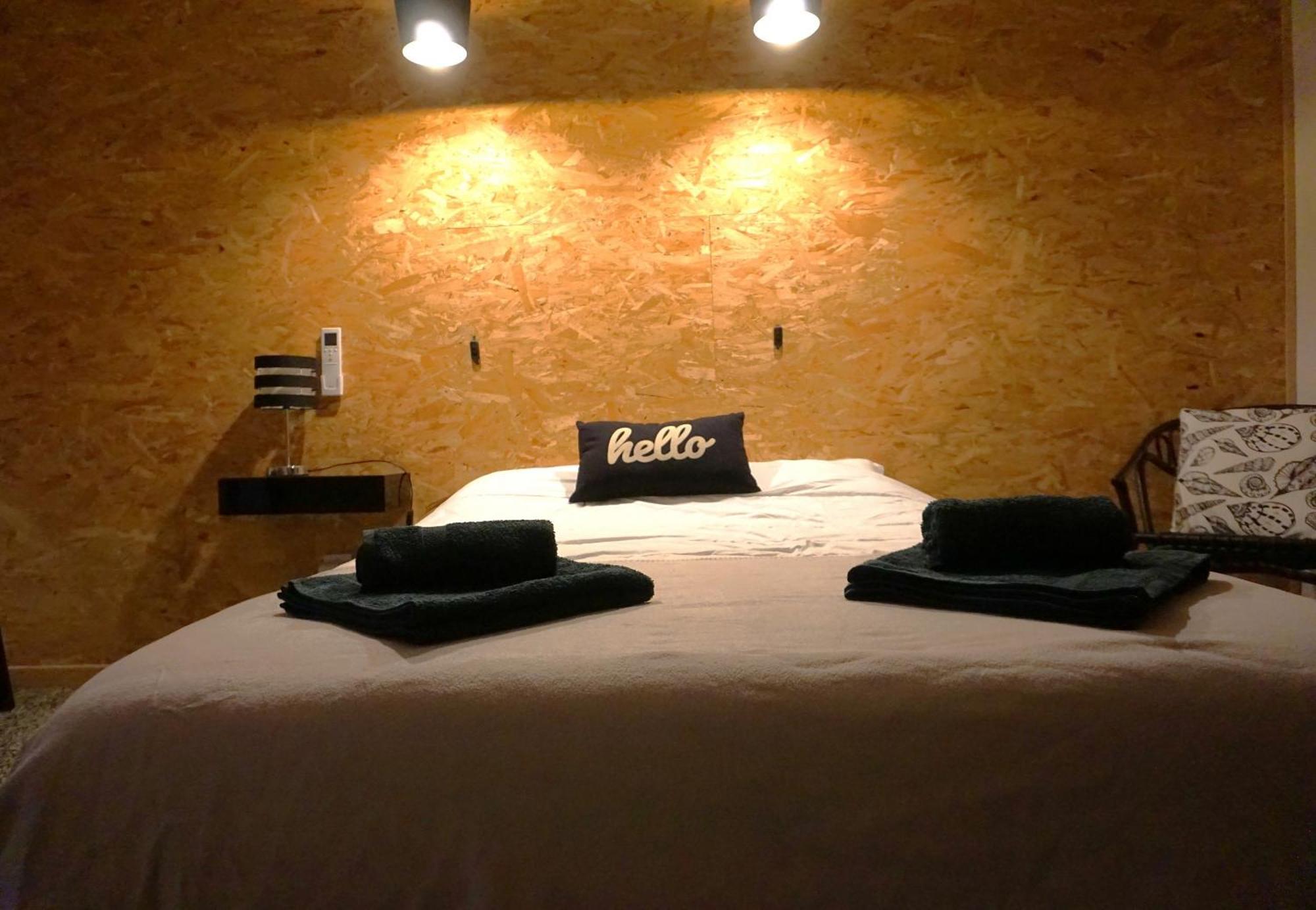Le 100 Apartment Carcassonne Bagian luar foto